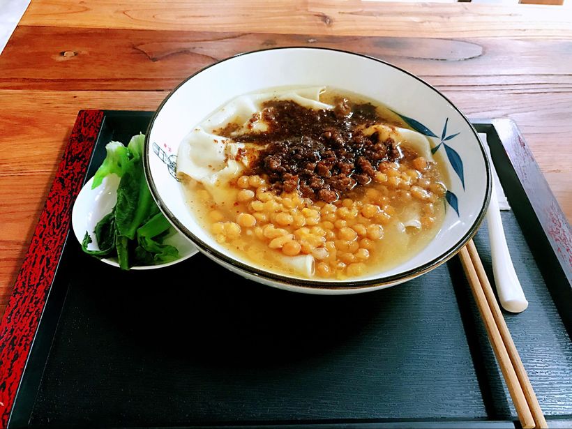 小园里的铺盖面,品出一份恬淡的情愫!