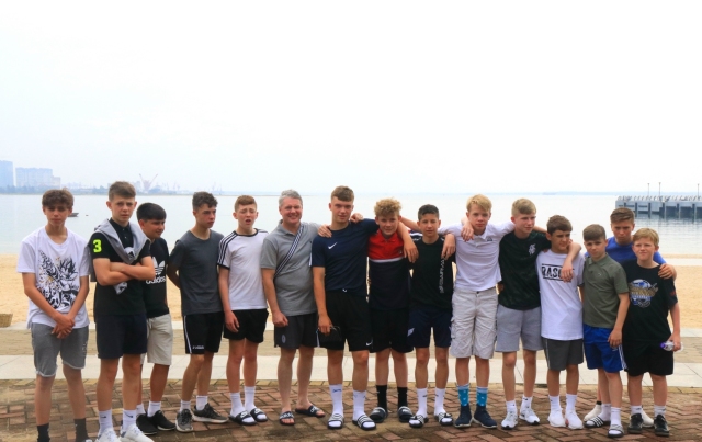 足梦视界｜中英足球文化交流，首站湛江轰动全城