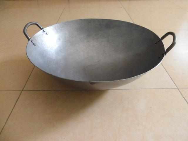 铁锅锅底外面生锈怎么处理,铁锅锅底生锈用什么能洗掉