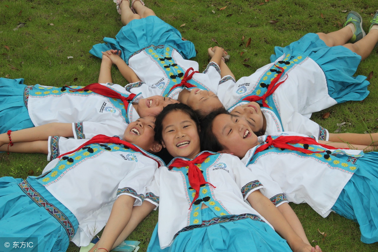 一年级上人教版古诗日积月累考点,五上语文古诗词日积月累训练