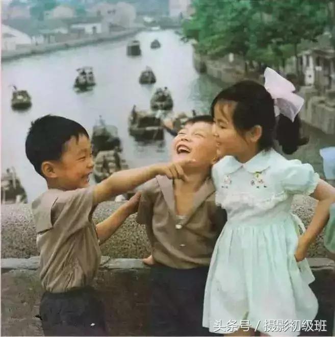 六一儿童节如何给宝宝拍照,在班里拍六一儿童节拍照视频