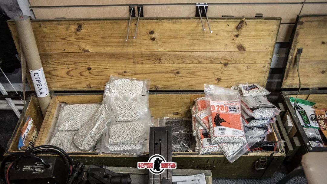 男人天堂，一起逛逛俄罗斯的“*器武**”商店