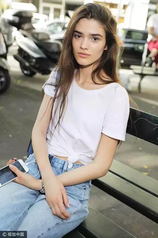 凉快夏季薄衣服,夏季衣服太透搭配什么内衣