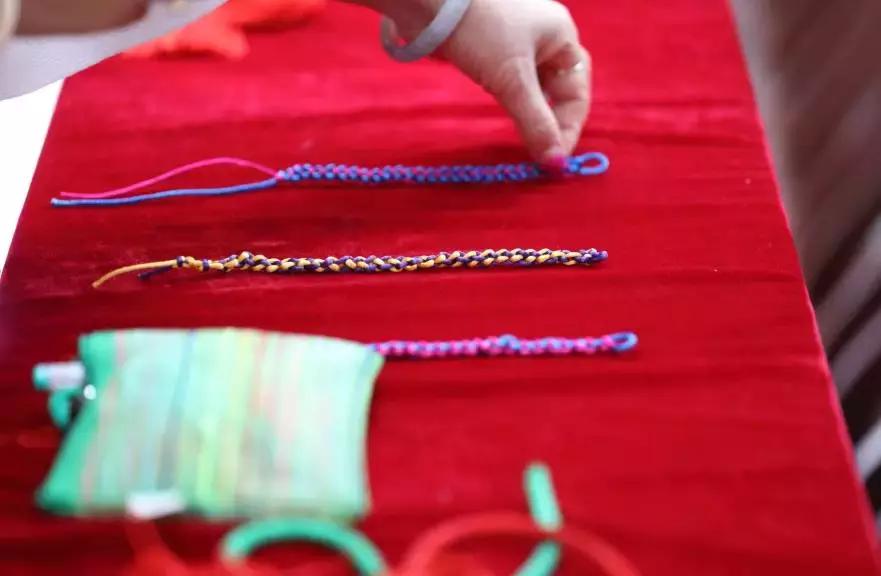 端午节社区开展手工做香囊活动,端午节制作香囊活动回顾