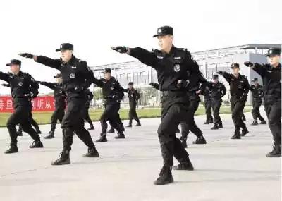 武警特警和公安特警有什么区别,中国特警和解放军区别