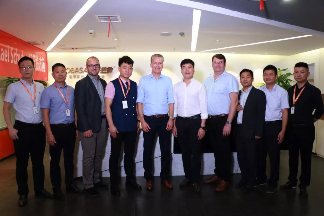 对话国际尖端丨国际权威涂料品牌舒尔茨与东巴象家装开启美好未来