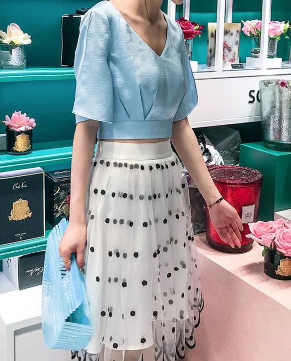 这几款雪纺衫让你轻松穿出女神范,内搭雪纺衫才洋气好看