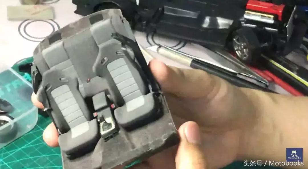 爱拆车模｜如何拆解1:18AUTOart日产GT-R34汽车模型