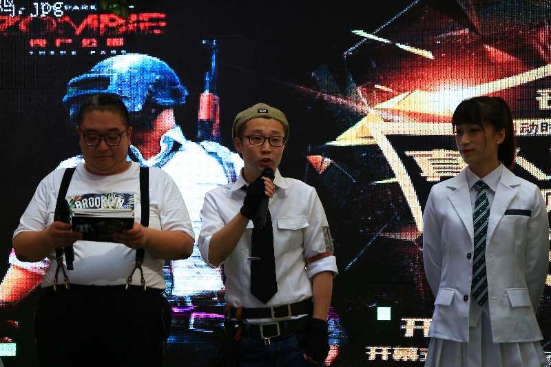 沈阳吃鸡比赛现场,真人吃鸡大赛和平精英