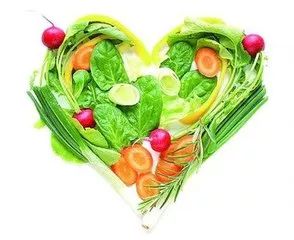 班主任左手打点滴右手握粉笔……中高考冲刺，健康问题不容忽视！