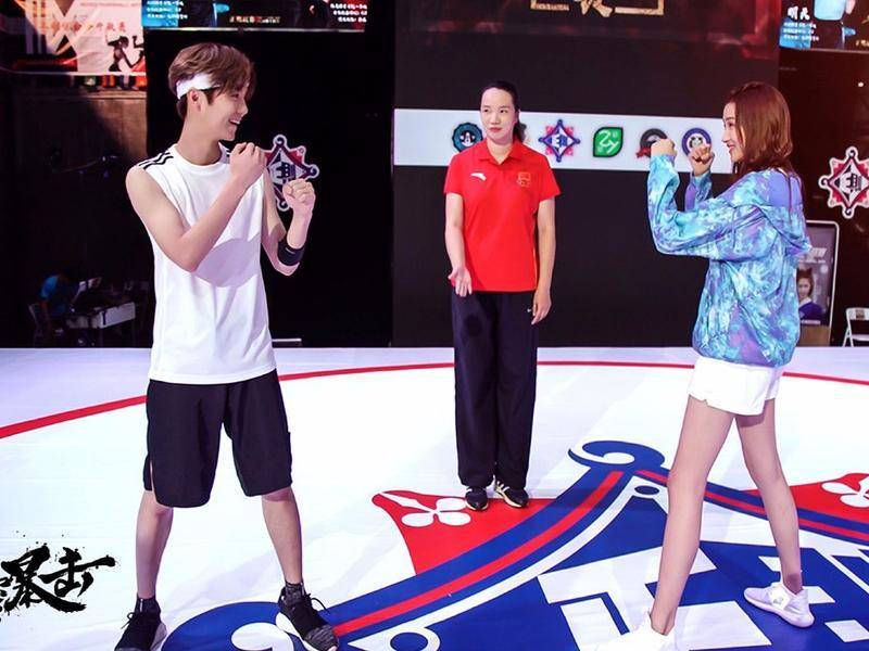 鹿晗篮球球技,鹿晗球技什么水平