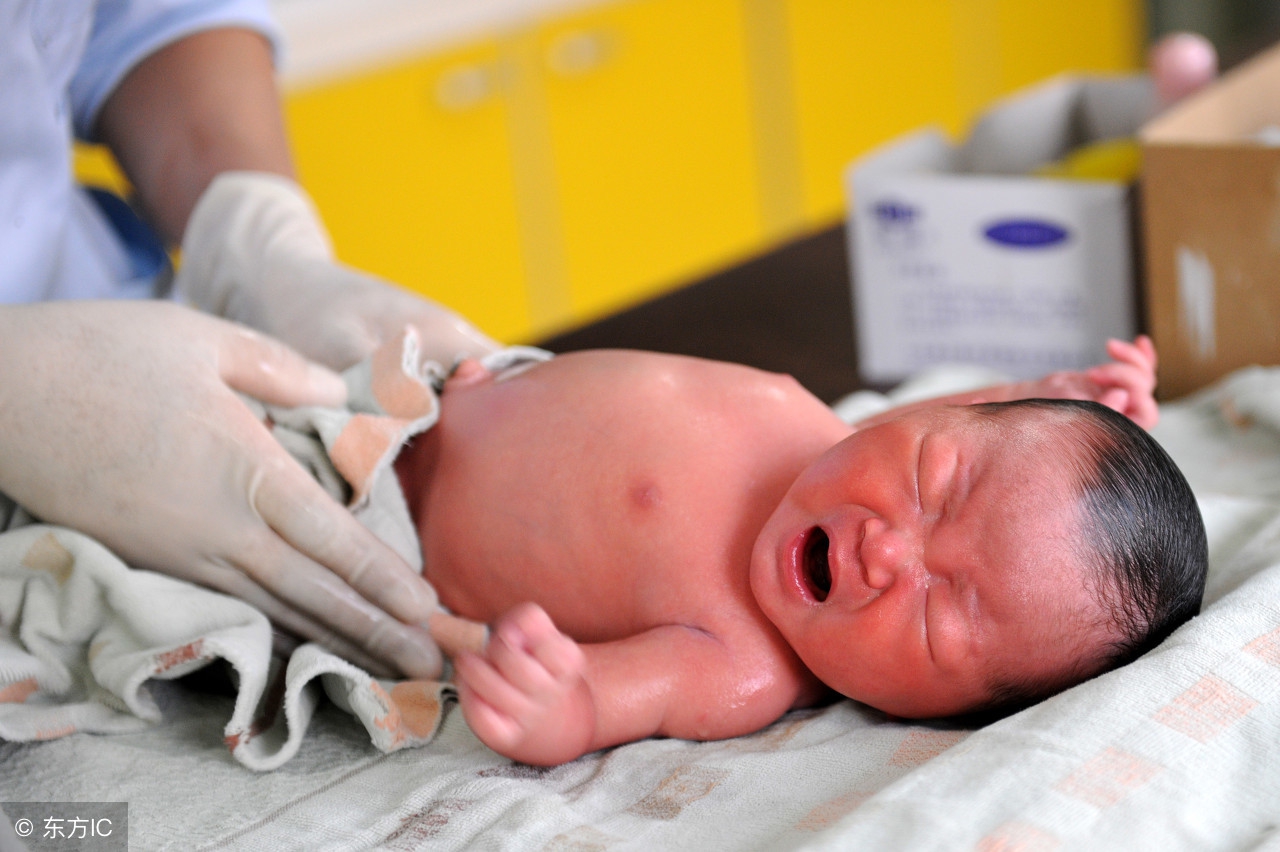 新生儿各个器官都有点问题,新生儿这3个部位要脏点