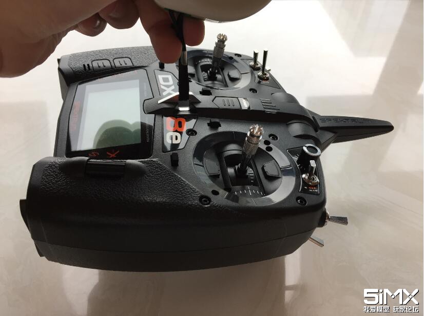 Spektrum DX8e地平线世派遥控器初体验，我给95分