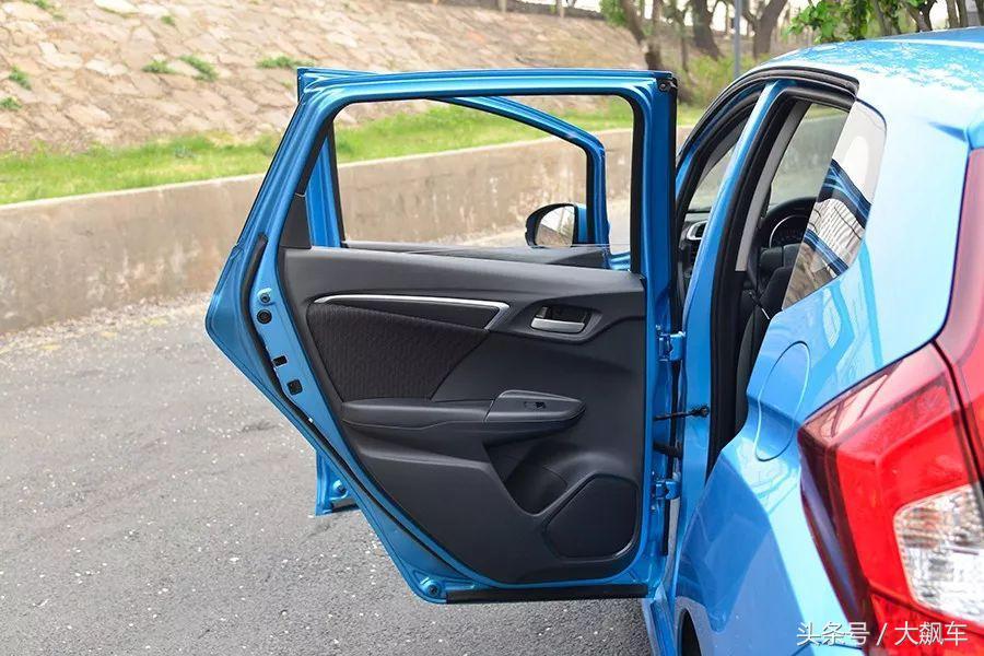 飞度到底是不是好车,都说飞度减配为何保值那么高