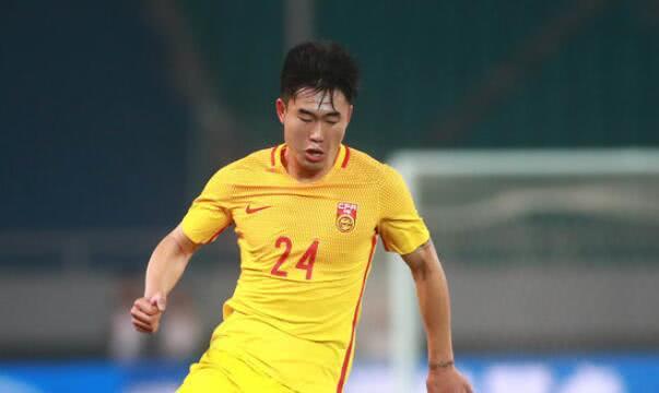 恒大当红炸子鸡一场比赛现多次低级失误，里皮赏识他是否看走了眼