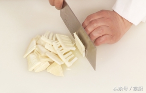 冬笋红烧肉如何做得软烂,冬笋焖东坡肉