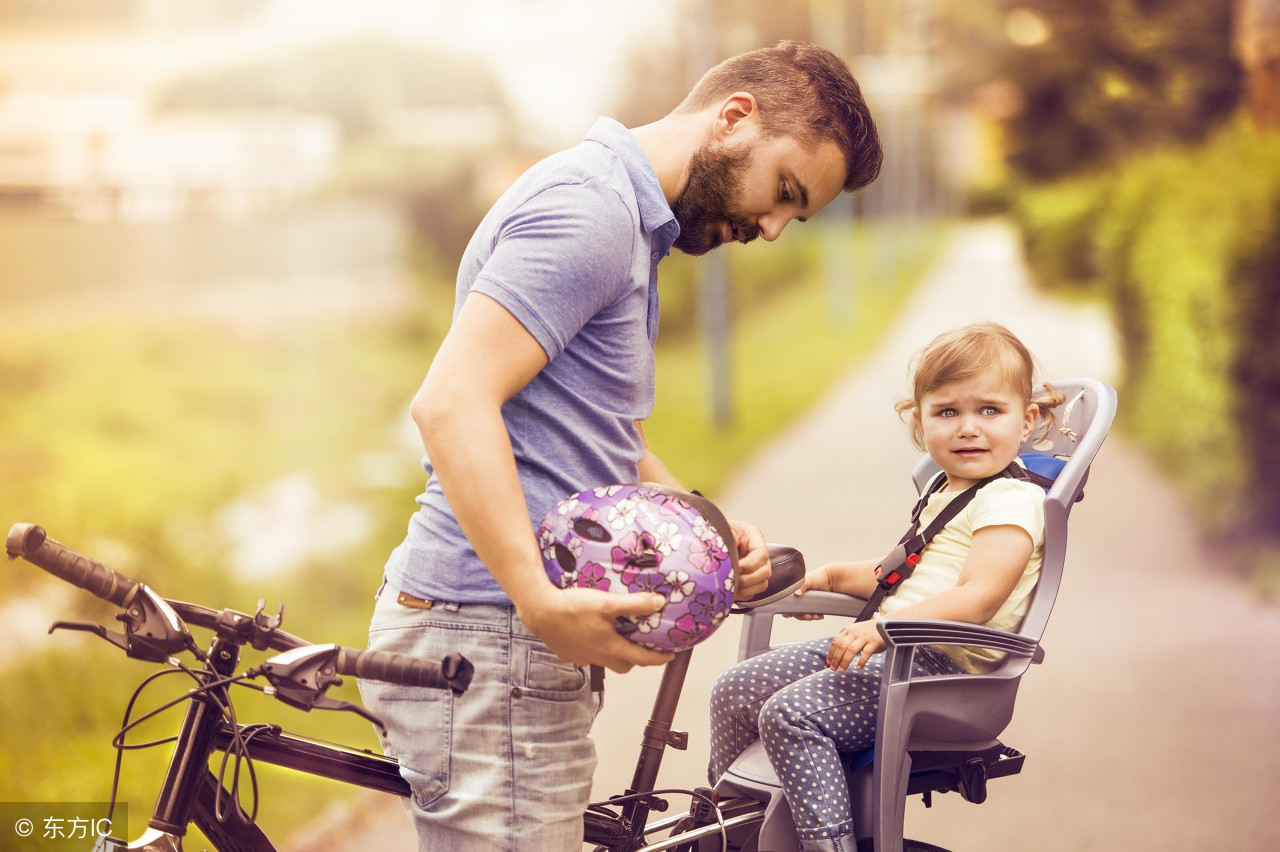 耶鲁大学：父亲带大的孩子智商更高更有自信，请爸爸做好这5件事