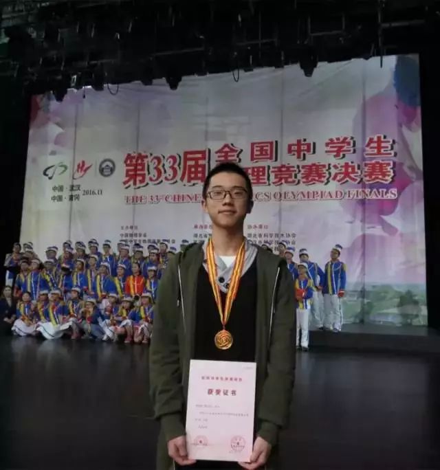 翻版杨洋,撞脸杨洋高中生