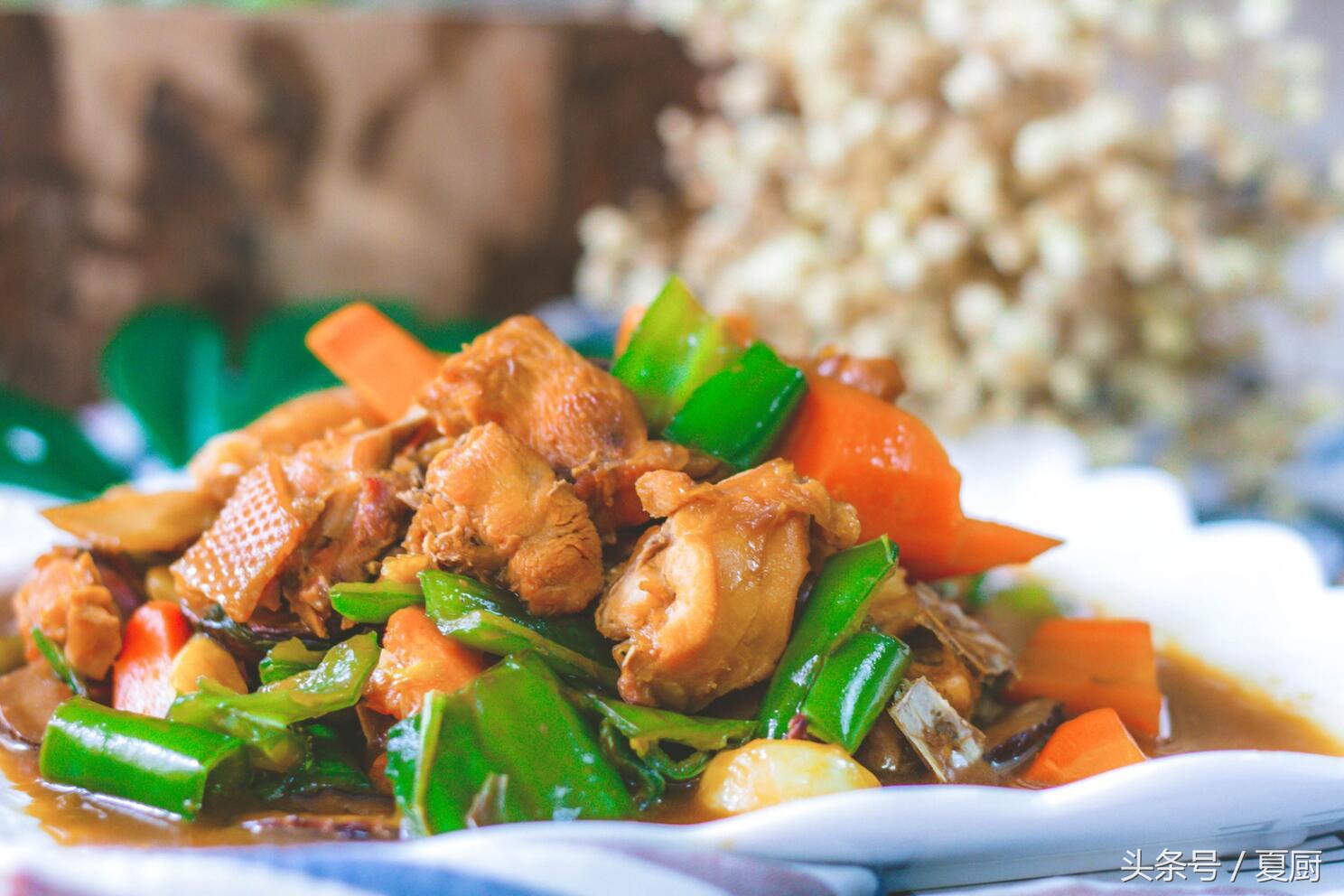 香嫩滑口的黄焖鸡家庭版做法来了,黄焖鸡这样做简单易学鲜香味美