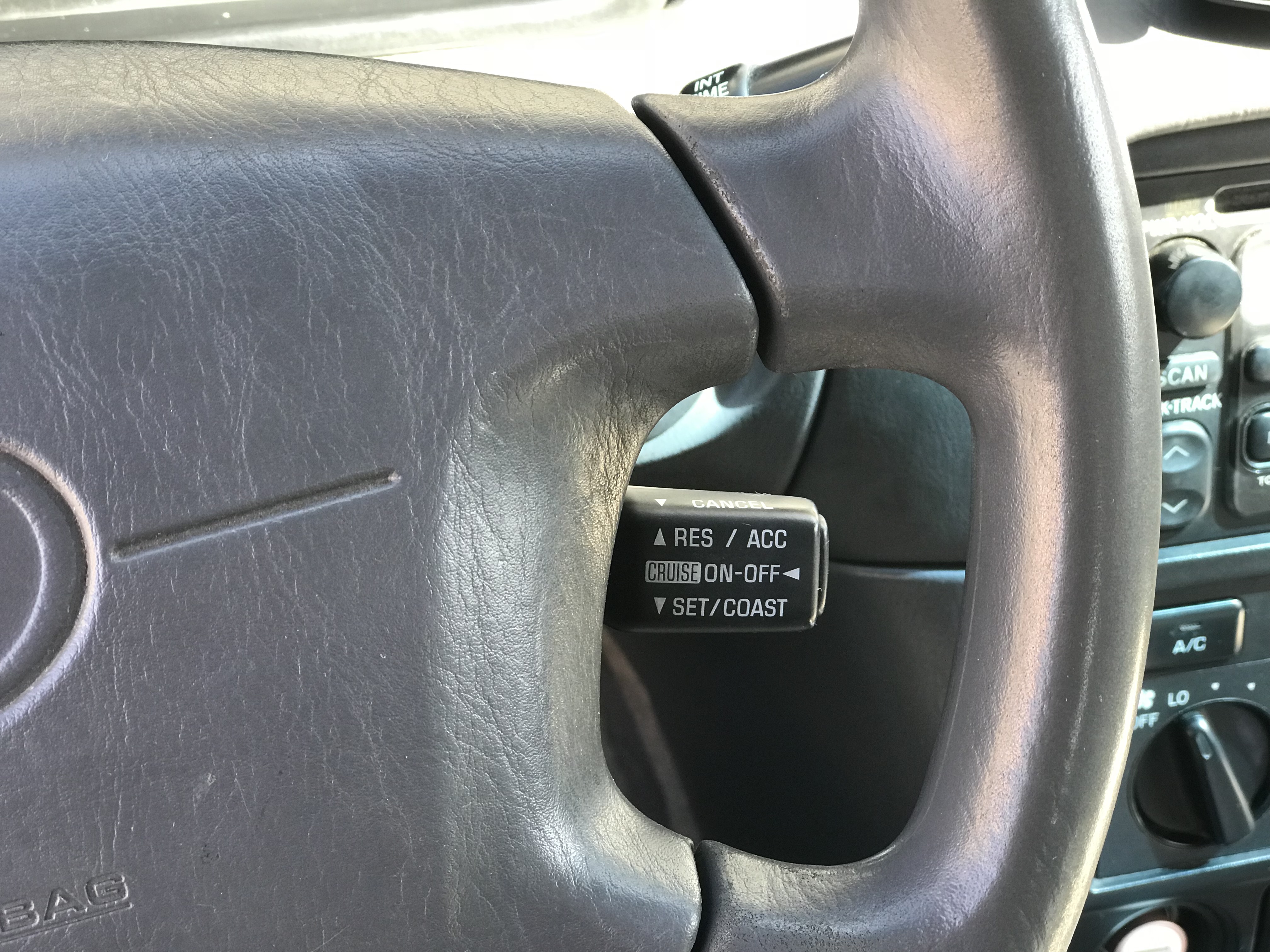 曾经的老款凯美瑞,汽车20年没多大进步