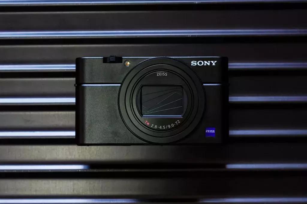 这就是最好的口袋机索尼黑卡RX100M6首发评测