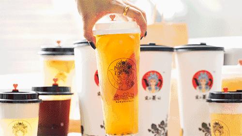 近期排队很火的网红茶 (排队最好的网红茶)