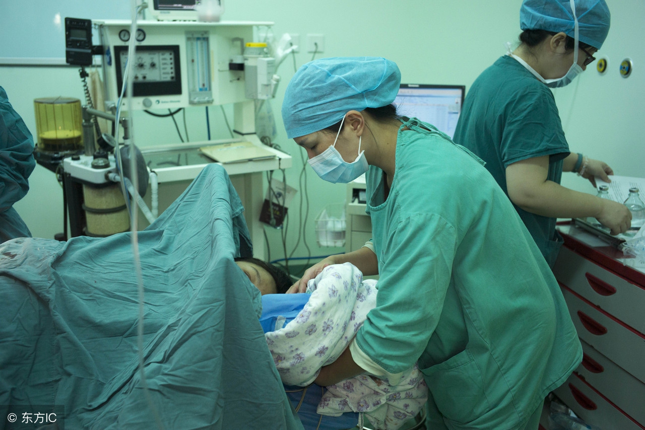 顺产侧切到底有多疼?看看这位宝妈怎么说,4条建议送给大家