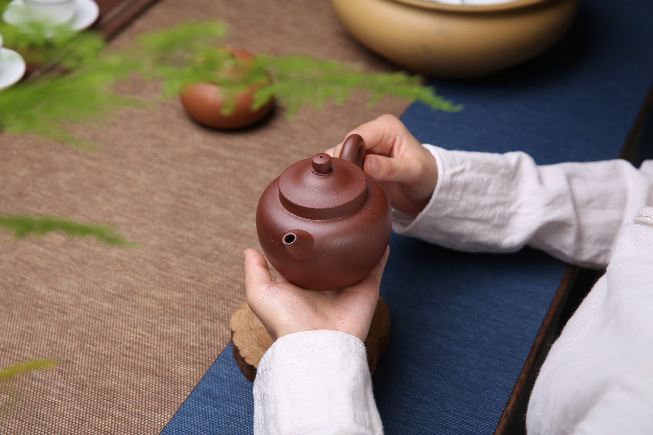 同种泥料紫砂壶手感,同一种泥料的紫砂壶手感