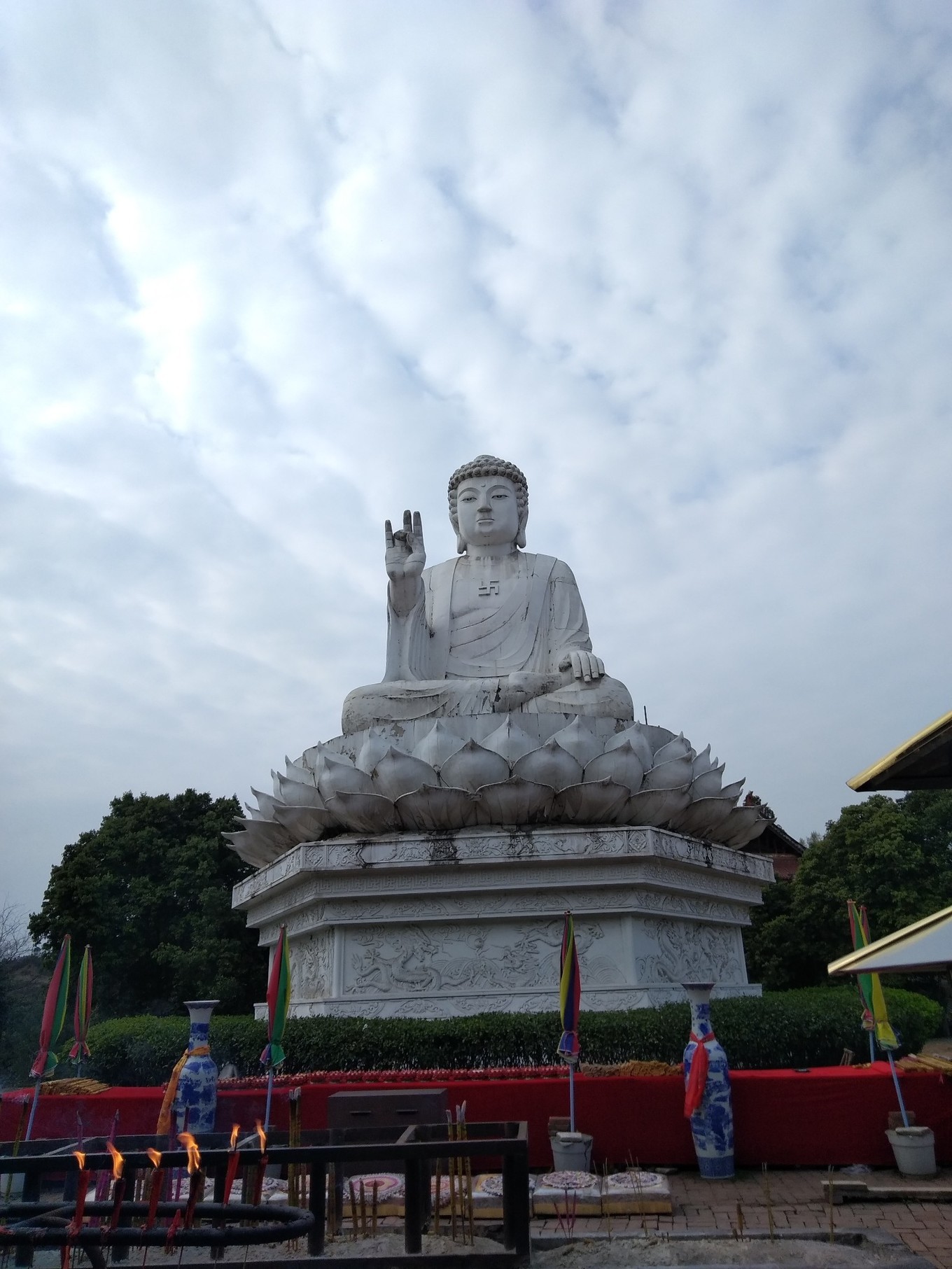 成都郊外的黄龙溪古镇,的确是一个耍水嘻嘻放松的好地方