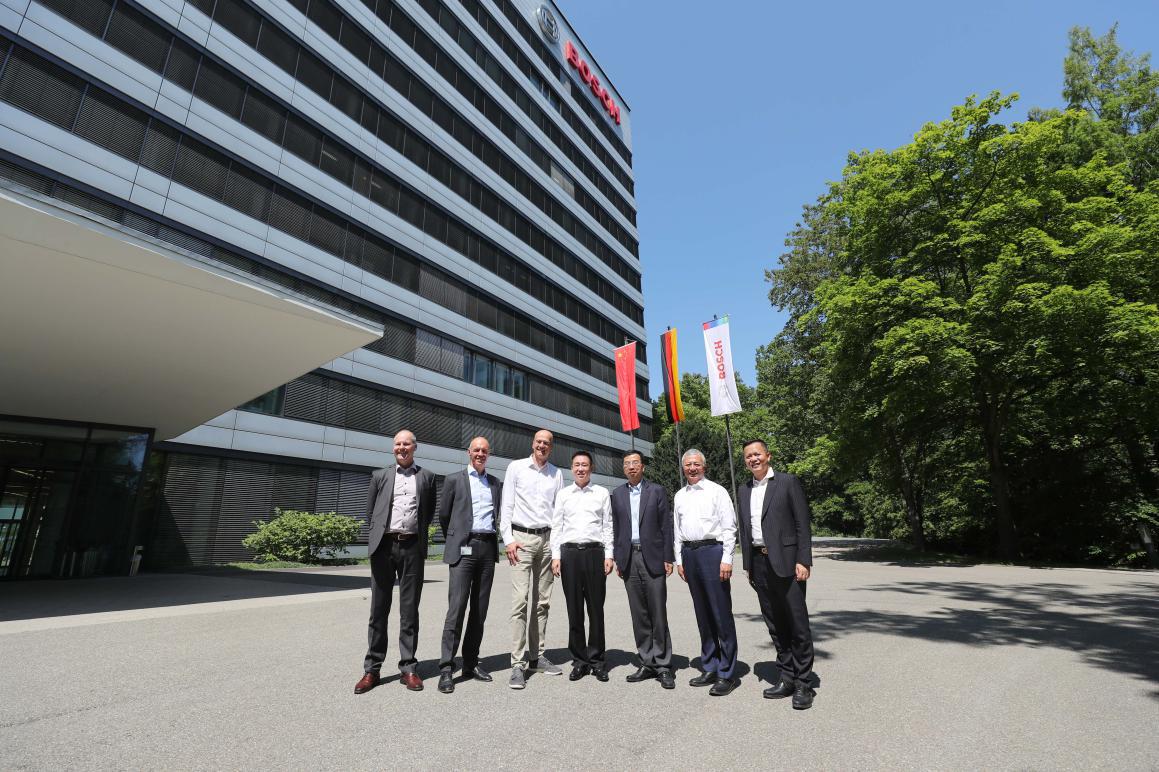 许家印全球顶尖技术,许家印造车再获顶级技术