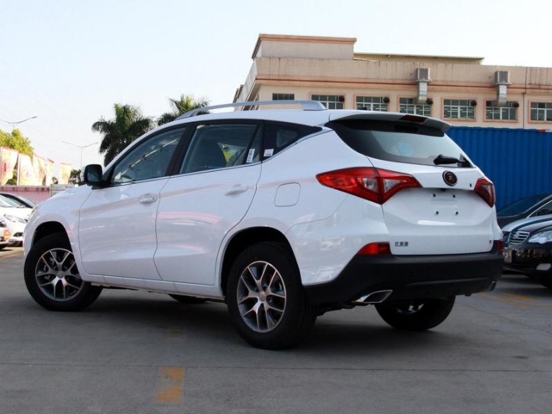 18年的大型比亚迪suv,2018款比亚迪宋七座用车感受