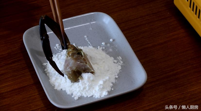 在家怎么做肉蟹煲,家常肉蟹煲的酱汁怎么调