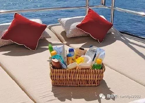 防晒霜为什么建议半年内使用完毕,防晒霜到底该不该用