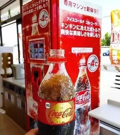 日本的可口可乐还能喝吗,试喝日本樱花味可乐