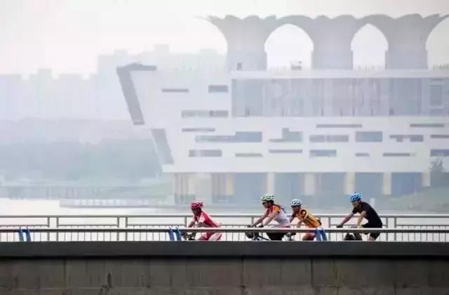 西安最美跑道,在美丽的操场上跑步