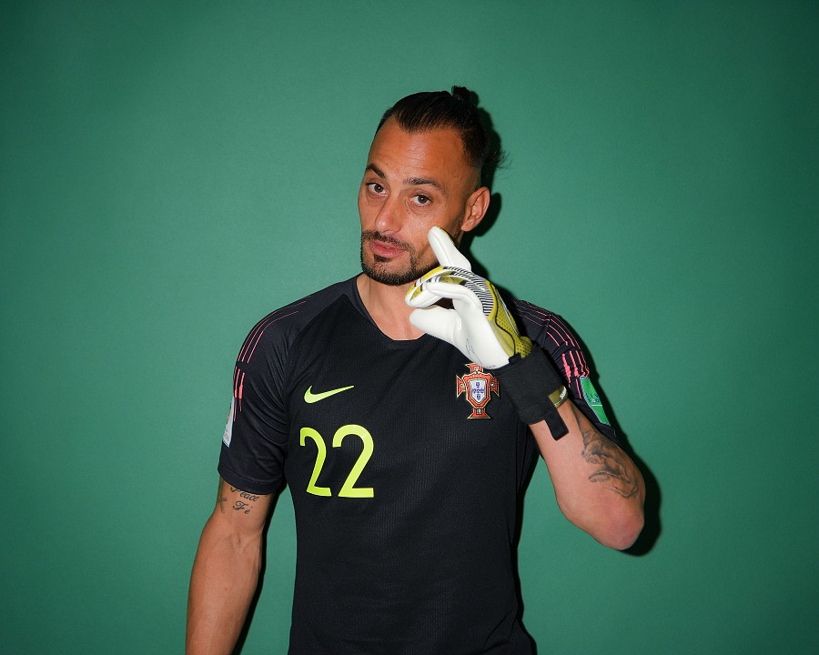 世界杯葡萄牙c罗高清大图,不一样的世界杯原版