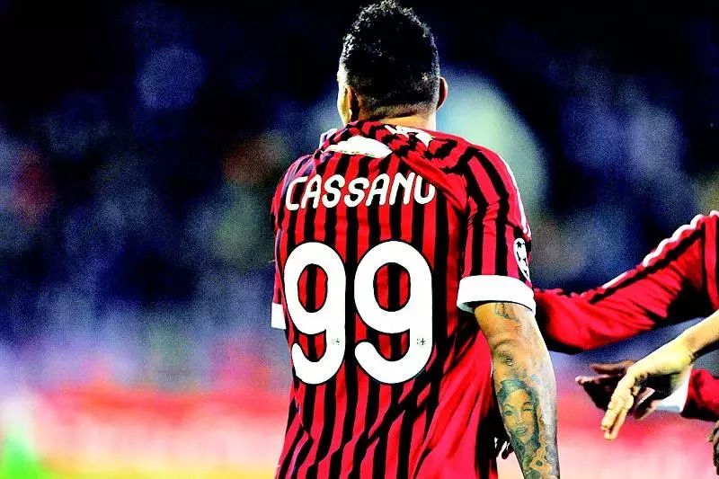 足球跟篮球哪个更容易受伤,足球和网球哪个更容易受伤