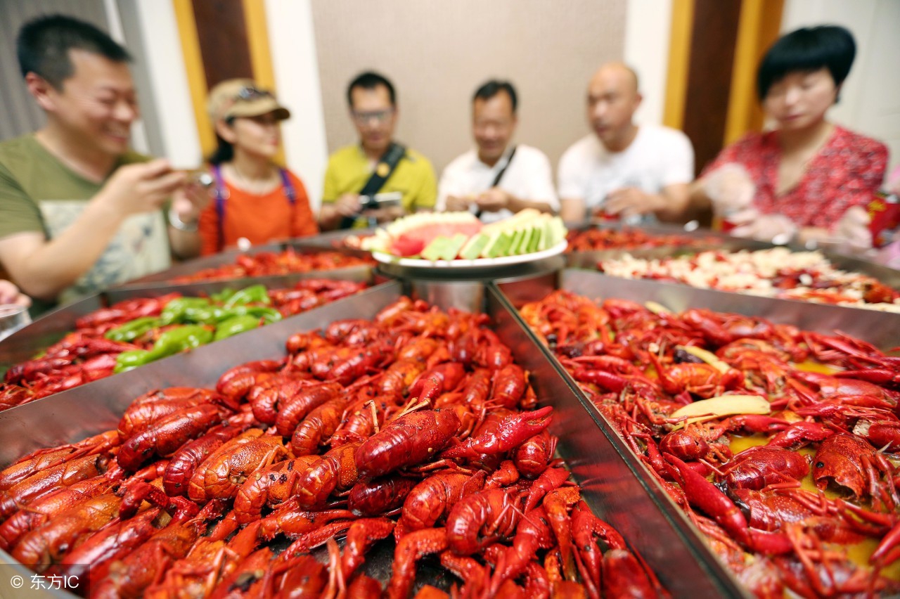 10万只小龙虾搭专列出征世界杯，价格飙升20%，大量资本涌入