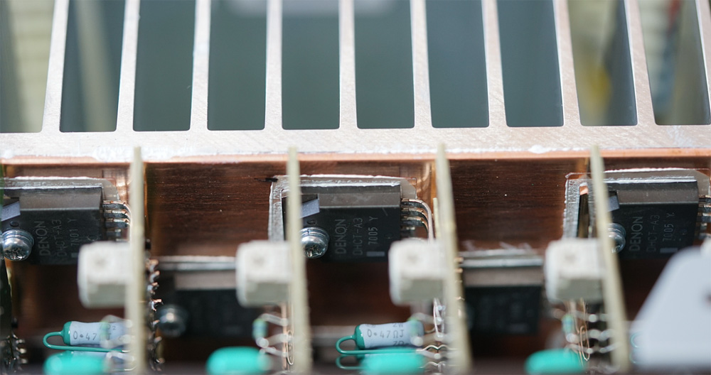 马兰士和天龙纯功放机对比视频,天龙功放x8015对比马兰士sr8015