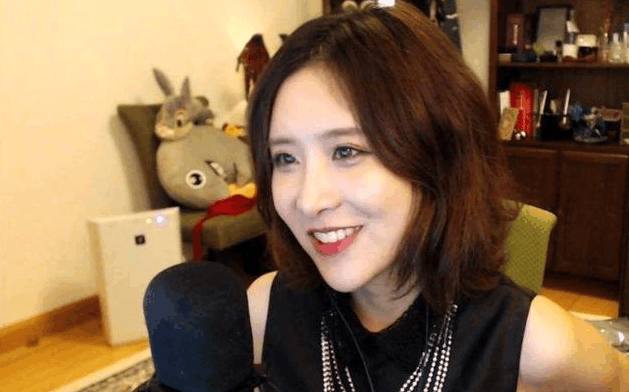 扎心了！优酷豪砸16亿买下世界杯网络转播权，解说竟是鹿晗陈一发