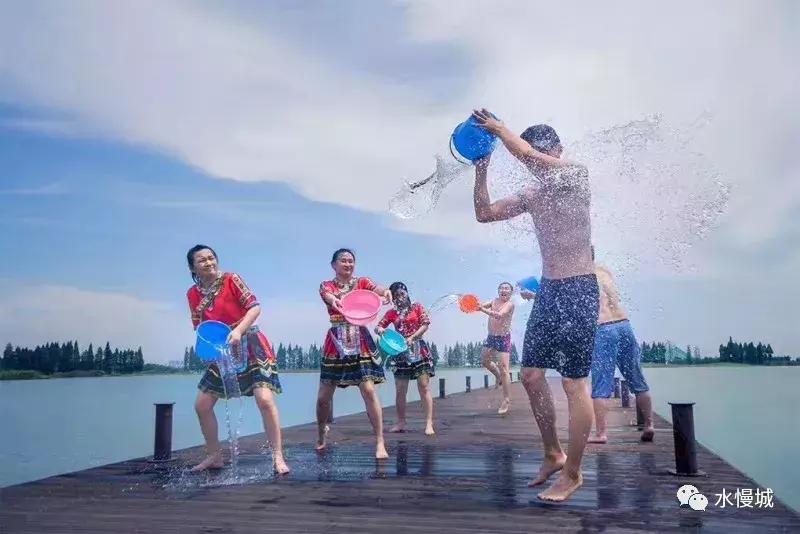 荷你有约金湖音乐节,荷你有约开学典礼