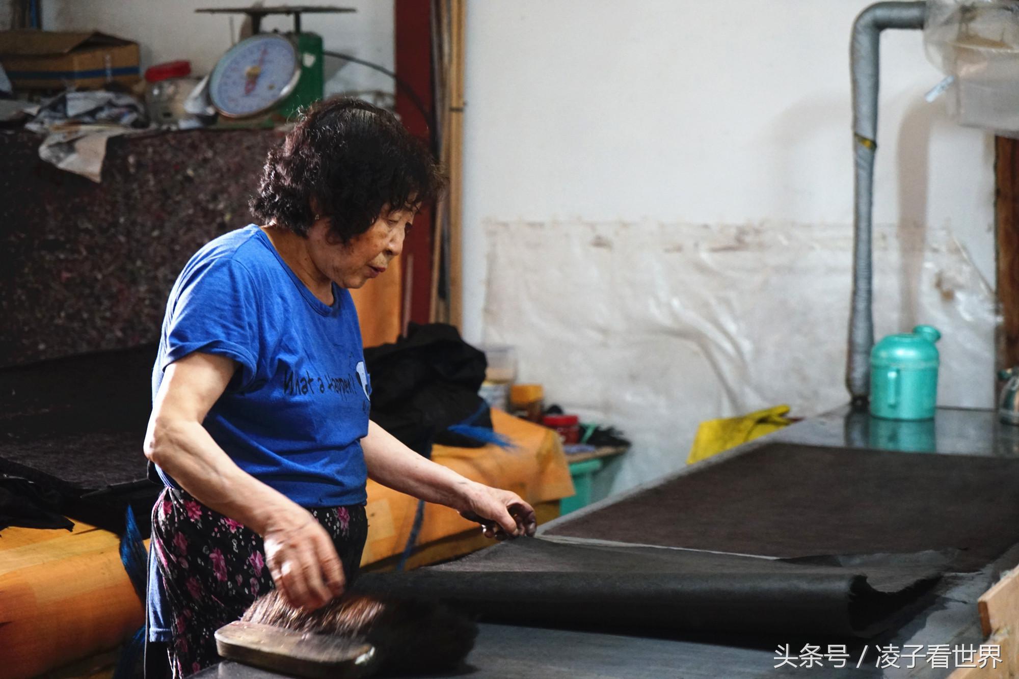 悠闲的走在乡村小路,悠闲漫步在李庄古镇