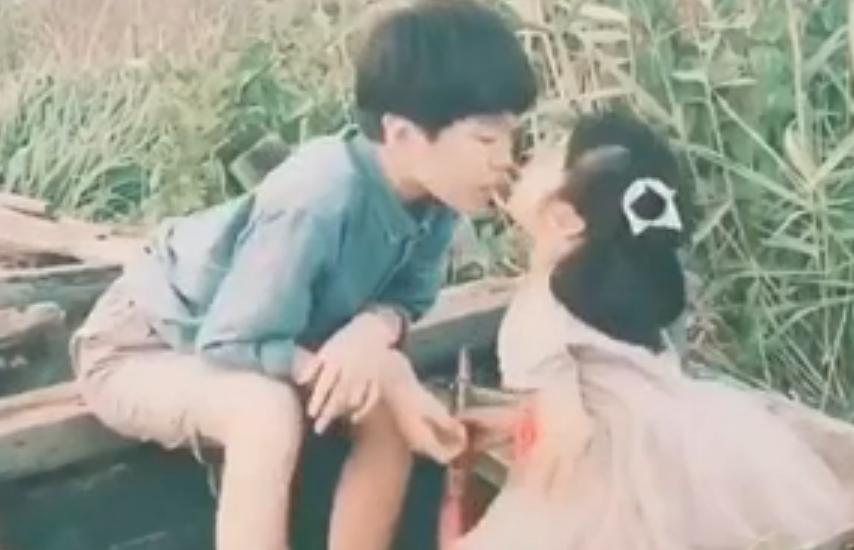 张亮儿子长腿吸睛,张亮长腿视频