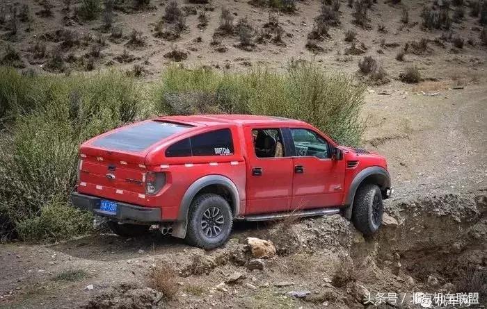 只因一款游戏，他骑着CBR300R进*藏西**了！