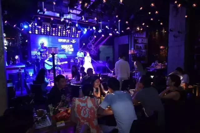 成都撸串看世界杯的好去处,世界杯看球的好去处