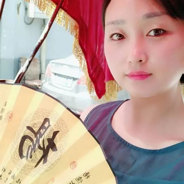 「电商人物」从打工妹到电商创业好青年——杨爱花