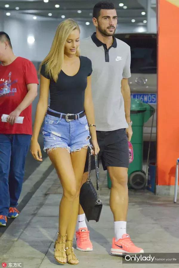 文明观球，给你心目中的世界杯巨星太太团排个名吧！