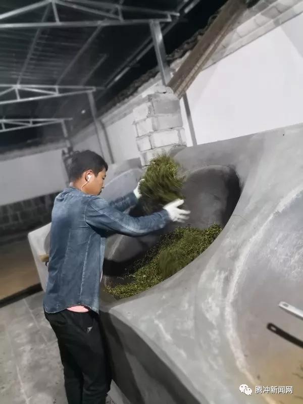 阿龙家的腾冲茶：在那些琥珀红茶水中邂逅它的灵魂