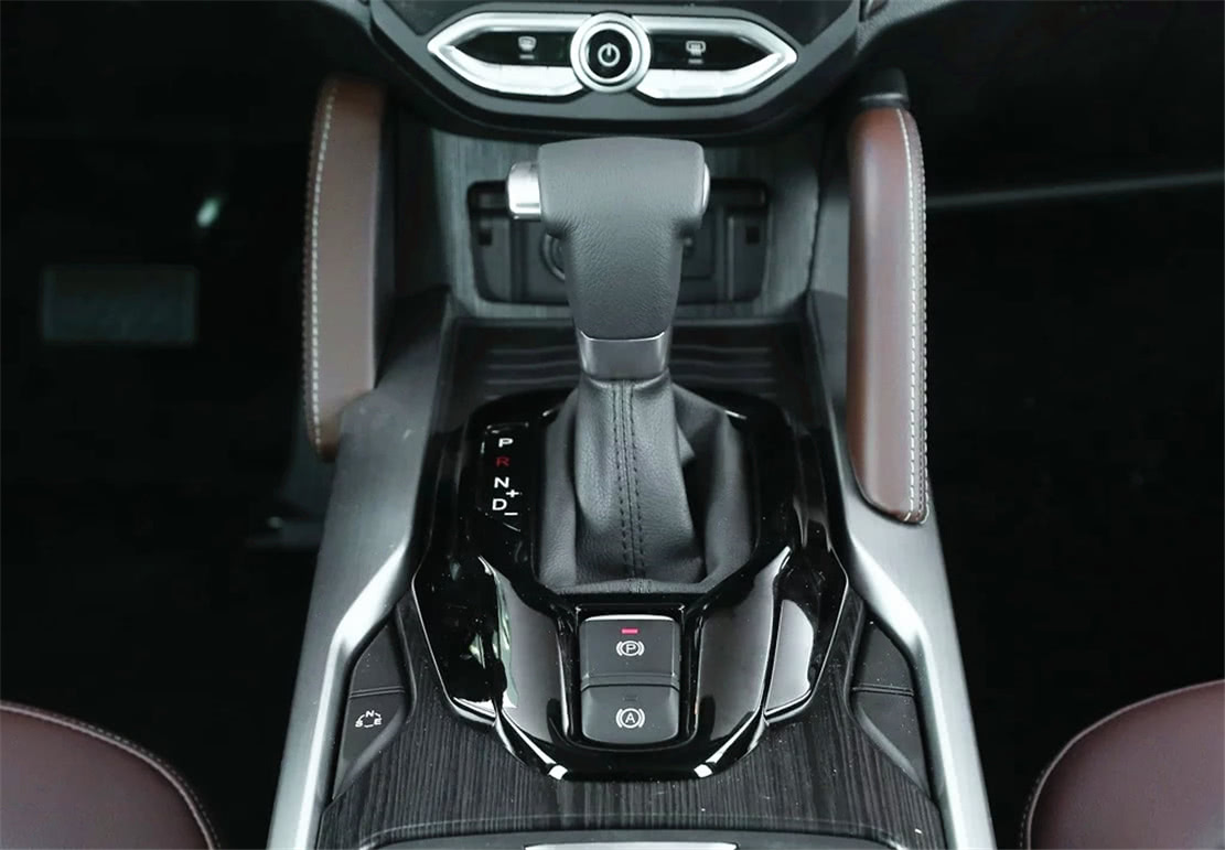 哈弗h6长安cs75plus瑞虎8博越,新款和老款博越哪个销量更好