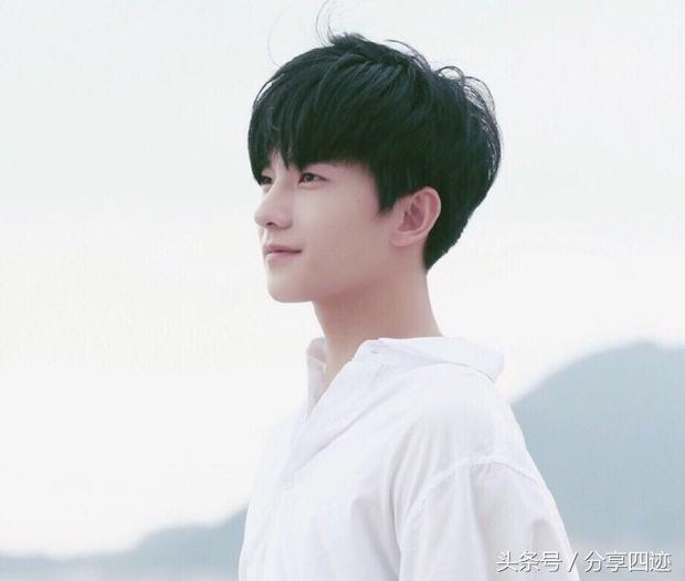 世界杯不看球技看脸就行,世界杯期间不看球的人活得更好